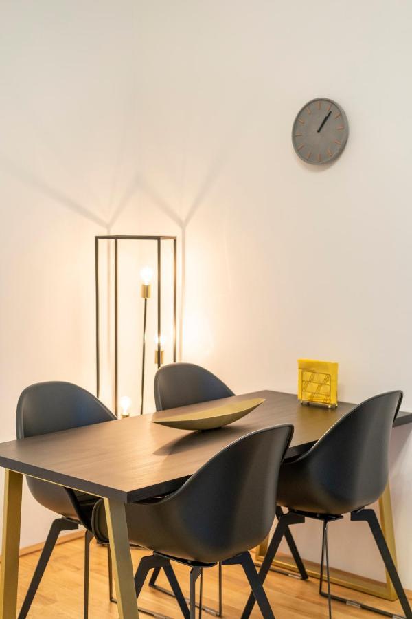 Josef'S Home I Maxi Apartment I Near Uno, Vic Wina Bagian luar foto